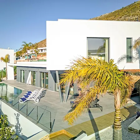 Villa Icaro By Interhome