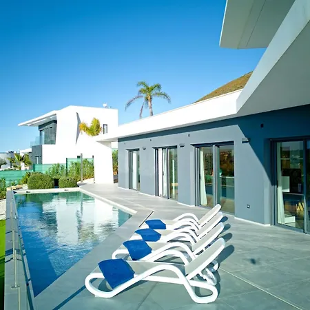 Villa Icaro By Interhome